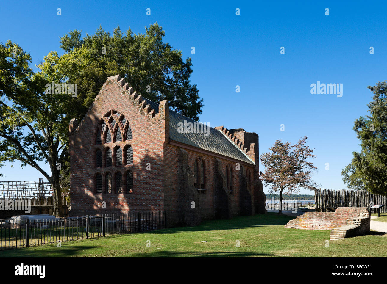 Il 1907 Memorial Church, Historic Jamestown, Colonial National Historical Park, Virginia, Stati Uniti d'America Foto Stock