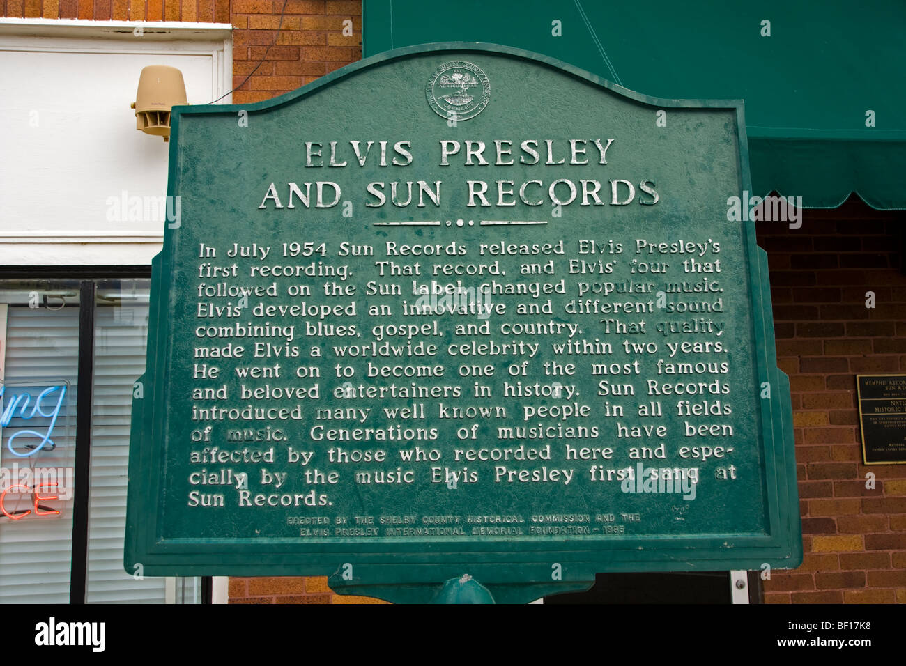 Elvis Presley & Sun Studio segno al di fuori di Sun Studio, Memphis, Tennessee TN, Stati Uniti d'America. Foto Stock