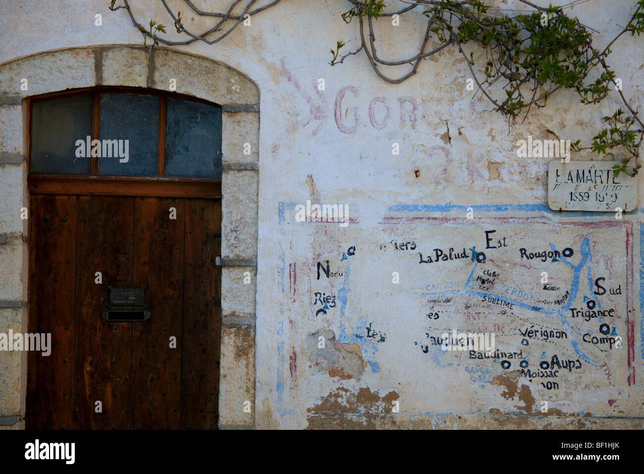 Vecchio Verdon mappa area dipinta su un edificio Foto Stock