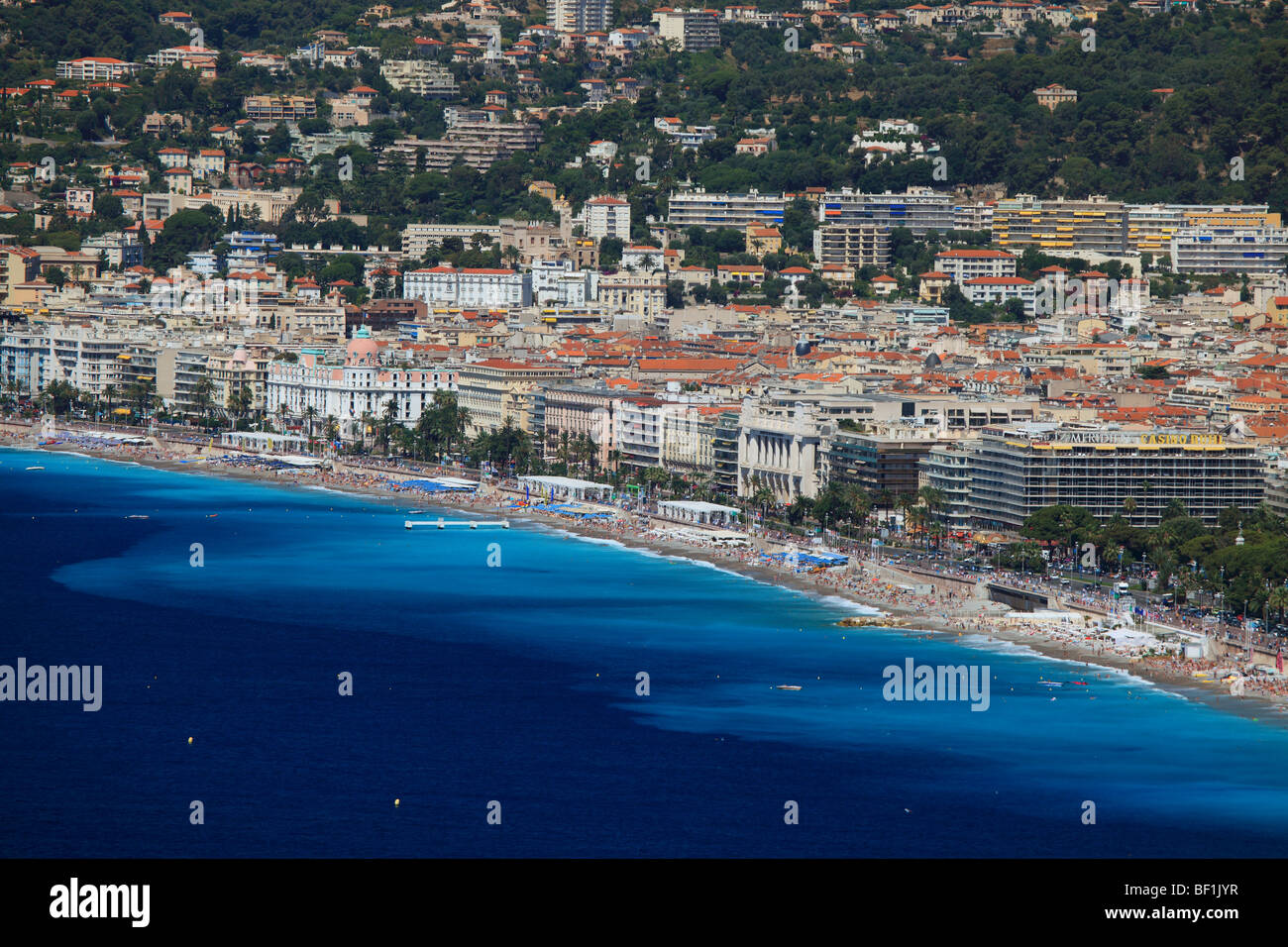 Vista dall'alto sopra la città di Nizza Foto Stock