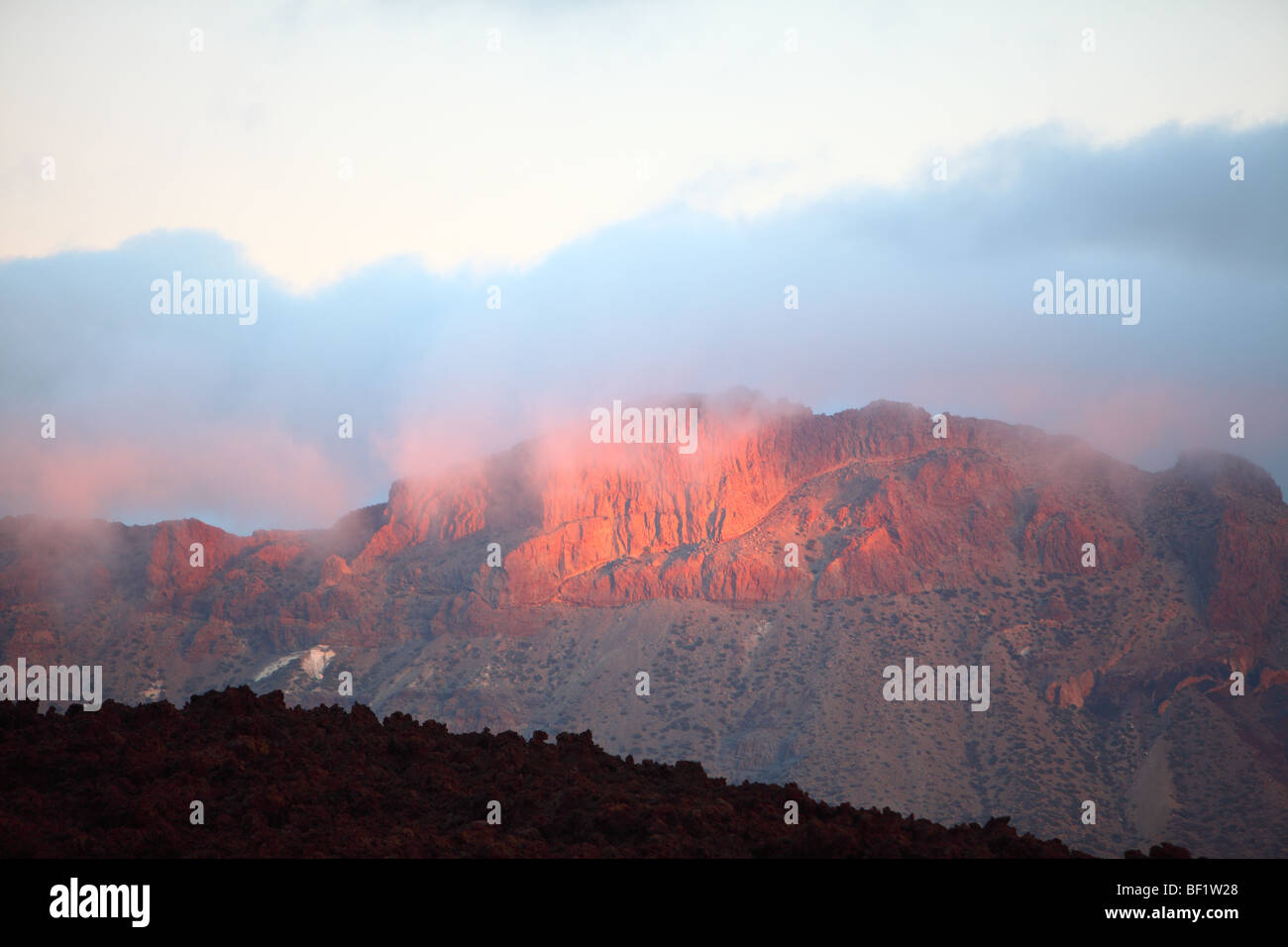 Tenerife, Isole Canarie, tramonto, montagna vulcanica di paesaggio, Parque Nacional del Teide, Las Canadas, Del Teide Foto Stock