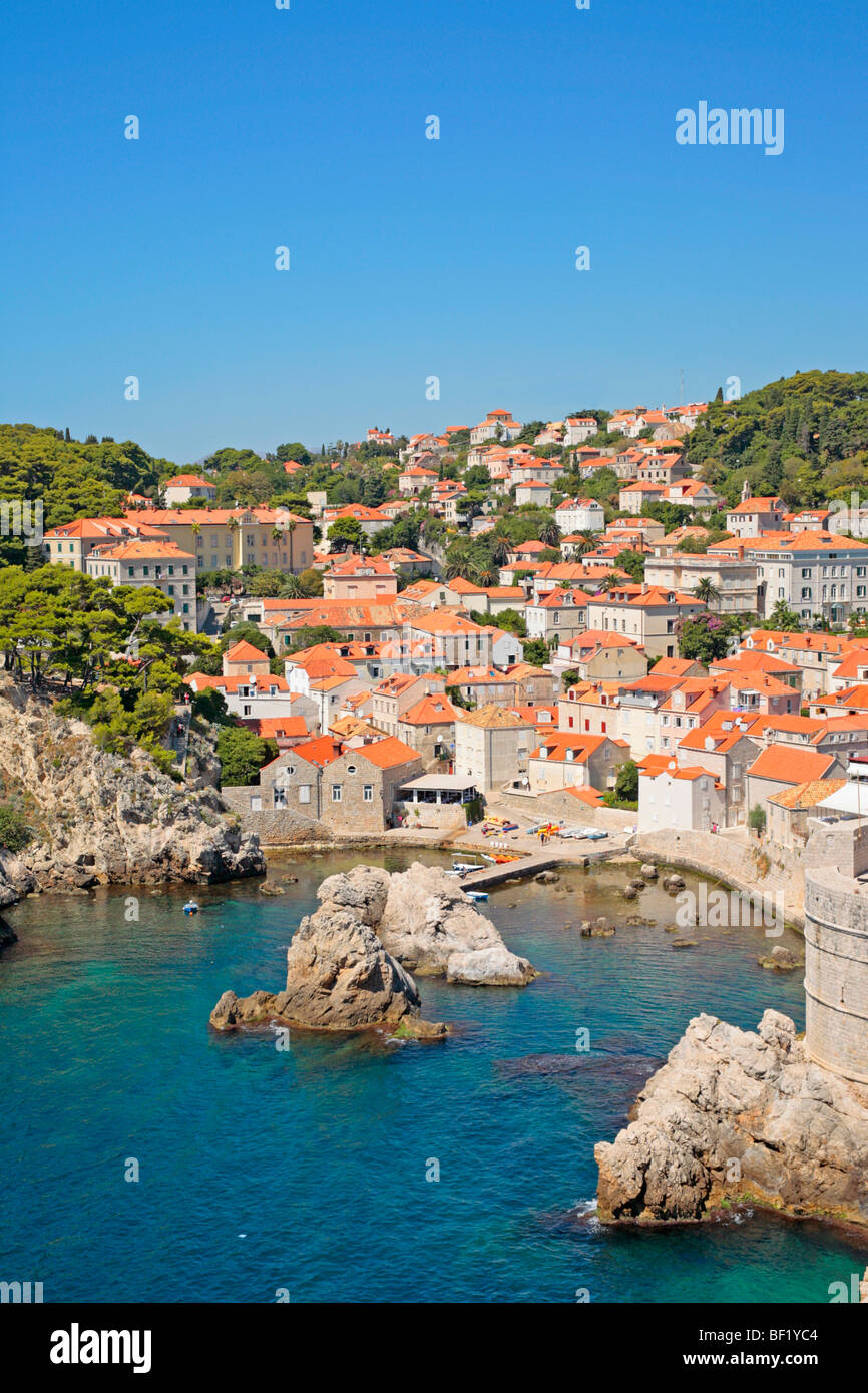 Porto naturale accanto alla città vecchia di Dubrovnik, sud della Dalmazia, Croazia Foto Stock