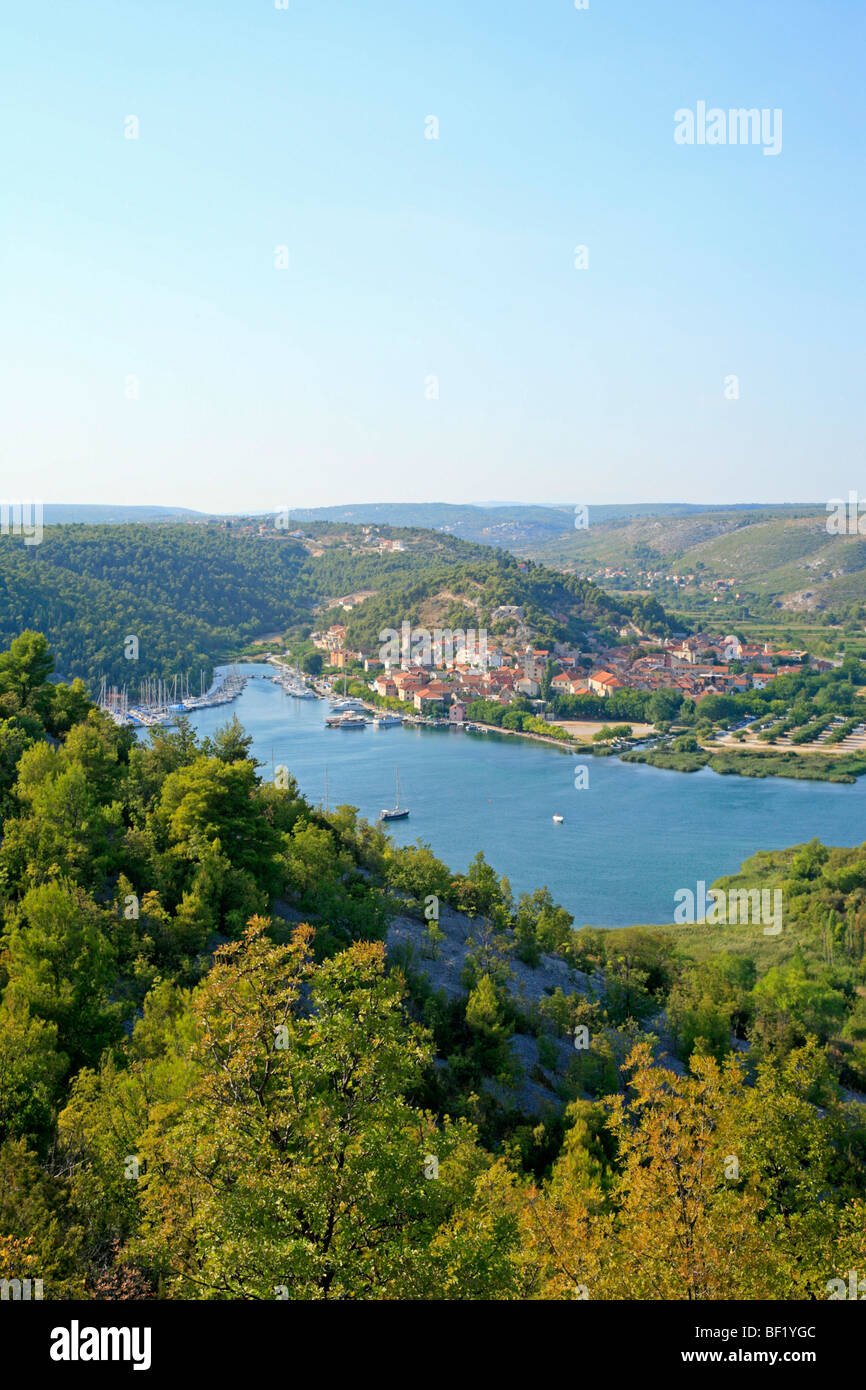 Vista panoramica di Skradin, ingresso al Parco Nazionale di Krka, Nord Dalmazia, Croazia Foto Stock