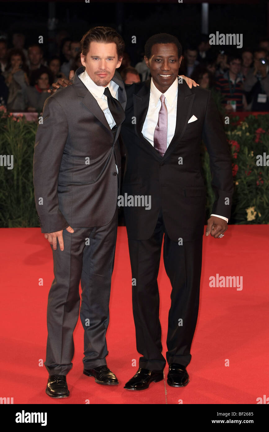 ETHAN HAWKE Wesley Snipes BROOKLYN'S FINEST.premiere.66ESIMO FESTIVAL DEL CINEMA DI VENEZIA VENEZIA ITALIA 08 Settembre 2009 Foto Stock