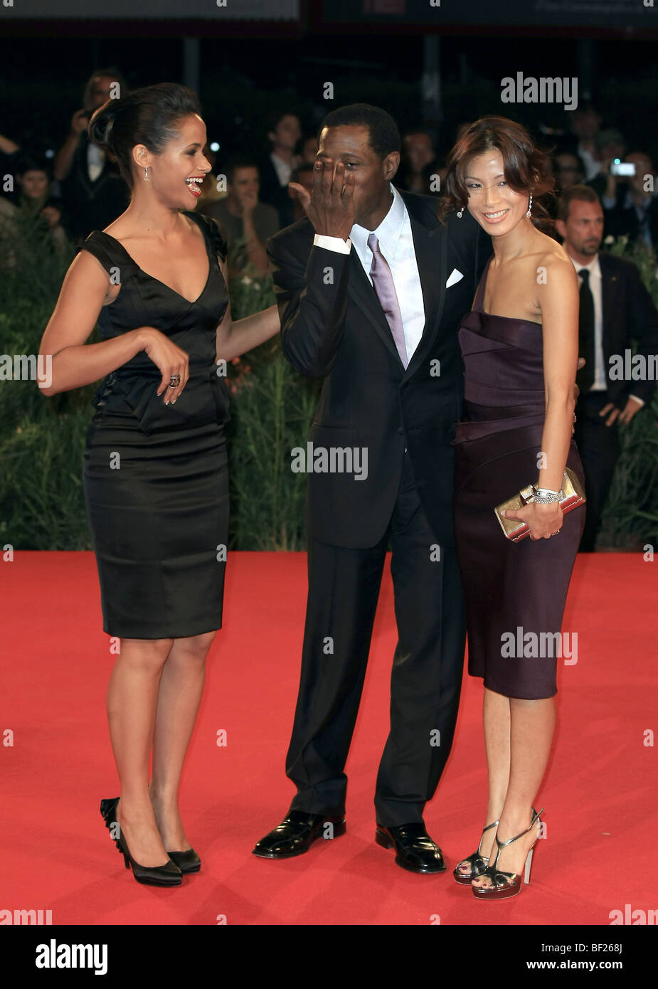 SHANNON KANE Wesley Snipes NIKKI Park di Brooklyn FINEST.premiere.66ESIMO FESTIVAL DEL CINEMA DI VENEZIA VENEZIA ITALIA 08 Settembre 2009 Foto Stock