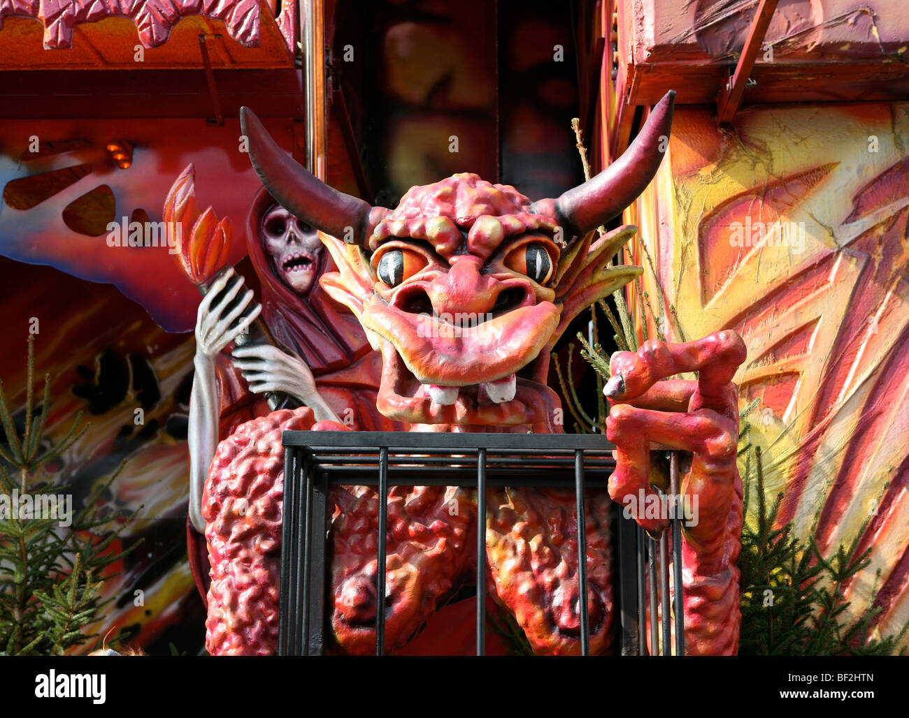 Haunted House al Oktoberfest Monaco di Baviera, Germania Geisterbahn beim Oktoberfest Monaco di Baviera, Deutschland Foto Stock