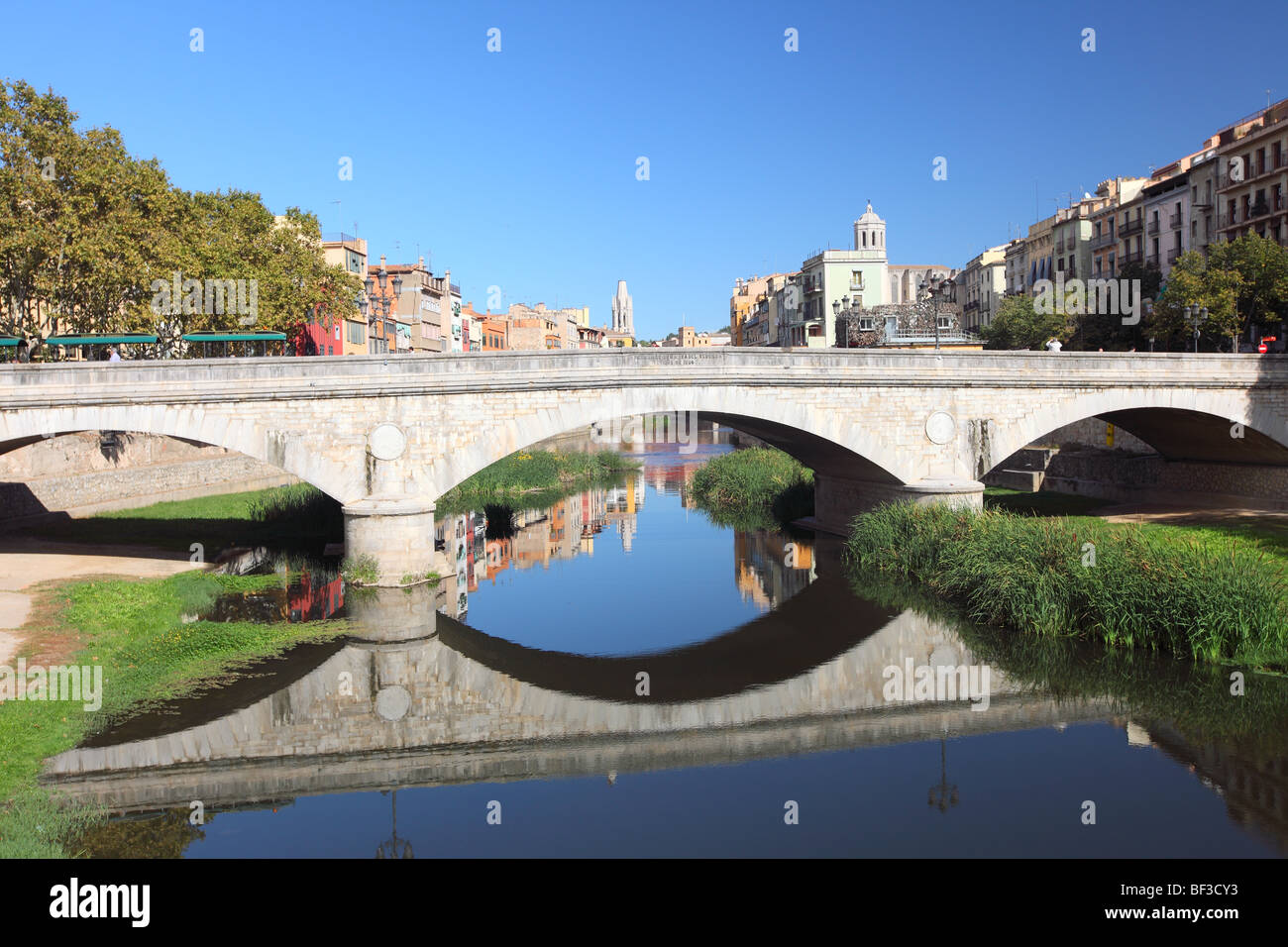 Spagna, Catalunya, Catalano, in Costa Brava Girona, Girona, vista sulla città Foto Stock