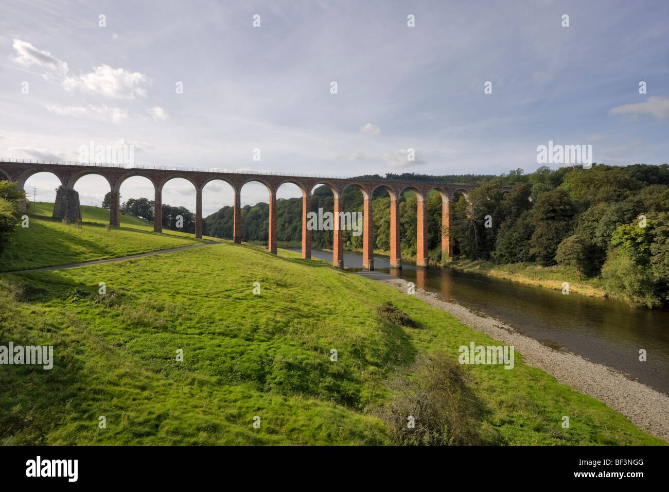 Leaderfoot viadotto ferroviario, Scozia Foto Stock