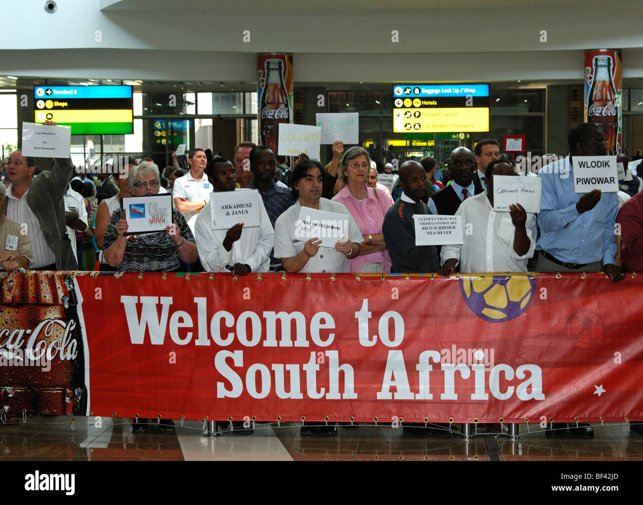 Benvenuti al Sud Africa - banner nella sala degli arrivi del O.R. Tambo International Airport (ORTIA), Johannesburg, Sud Africa Foto Stock