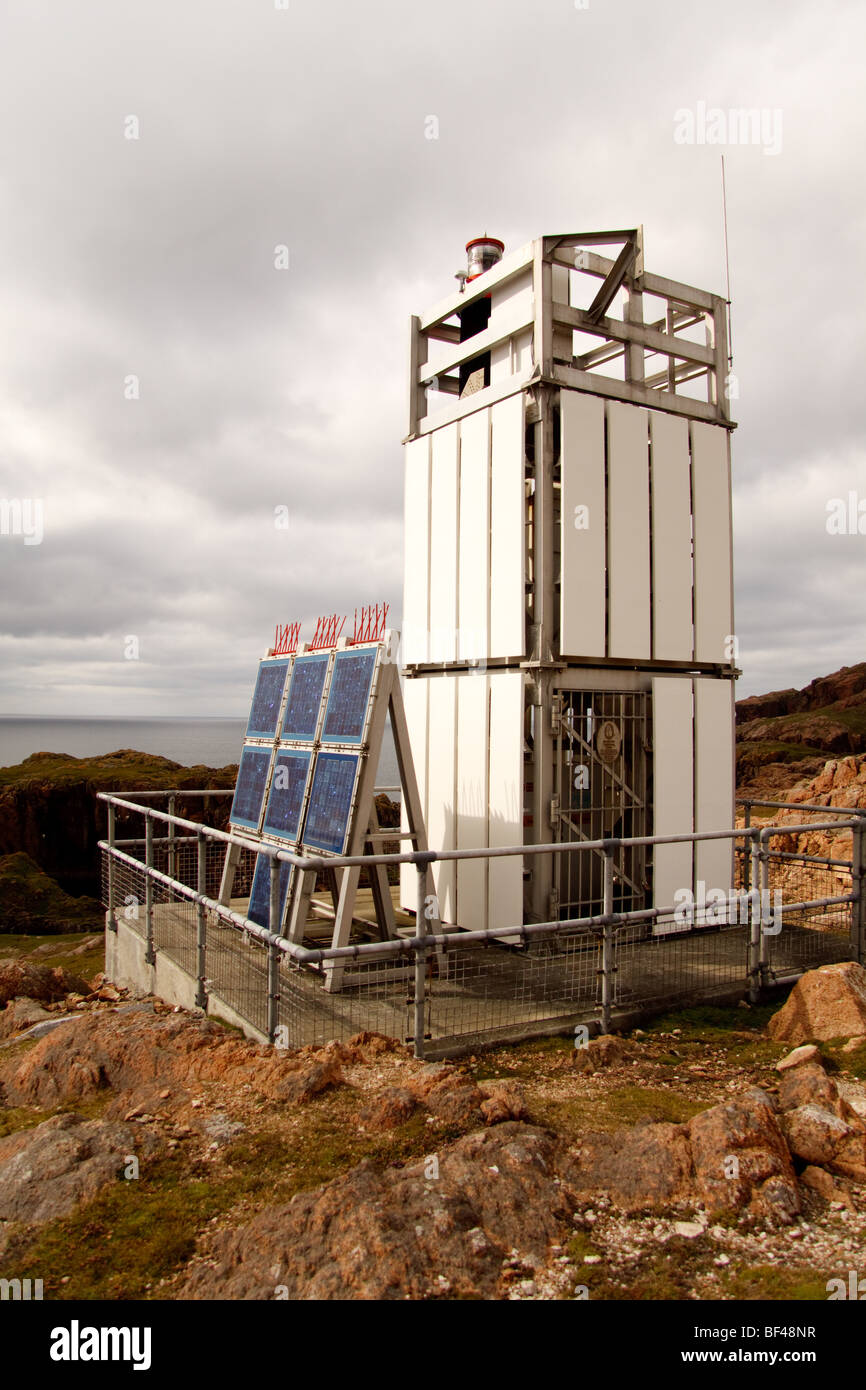 Alimentato con energia solare faro in Shetland Foto Stock