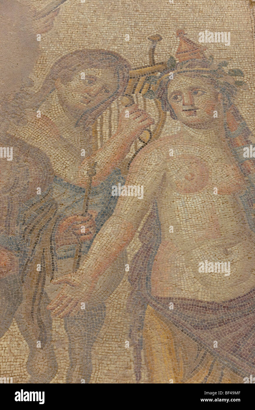 Mosaico, maenad e il centauro, casa di Aion, sito archeologico di Kato Pafos, Sito Patrimonio Mondiale dell'UNESCO, giovane, Nudo di donna, m Foto Stock