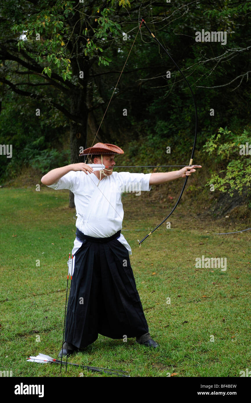Aprire Eocha campionato europeo 09, montato tiro con l'arco, con partecipanti provenienti da tutto il mondo, un inglese un partecipante in un cl Foto Stock