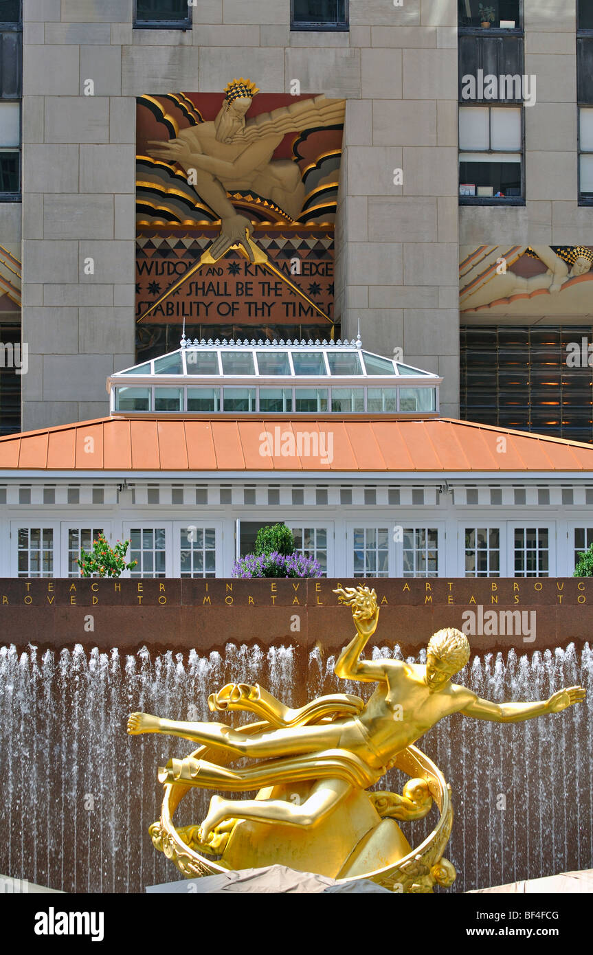 Prometeo statua (da David Shankbone) al Rockefeller Center di New York City Foto Stock