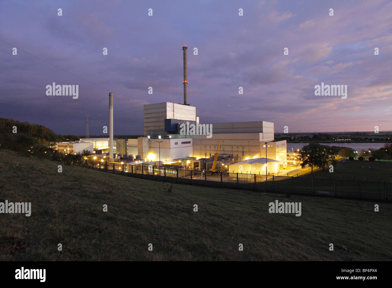 Centrale atomica Kruemmel, gestito dalla società Vattenfall, Germania Foto Stock