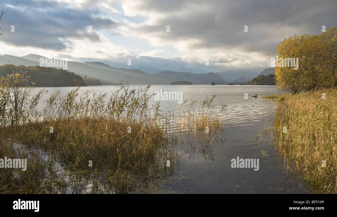 Nuvole sopra di raccolta Derwentwater. Foto Stock