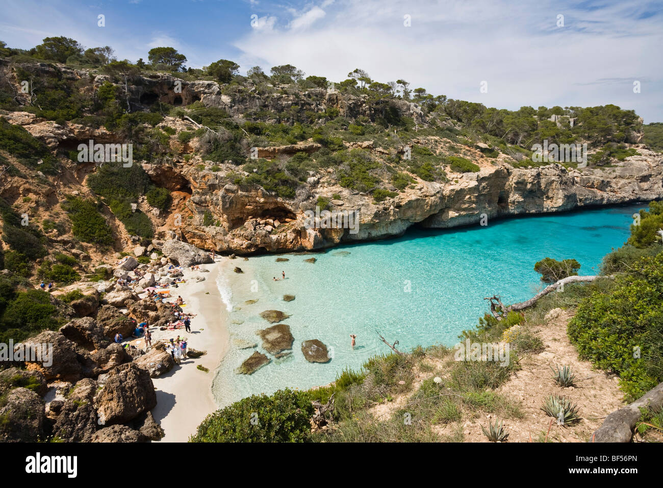 Spiaggia della Baia Caló d'es Moro vicino a Cala s'Almonia, Mallorca, Maiorca, isole Baleari, Mare mediterraneo, Spagna, Europa Foto Stock