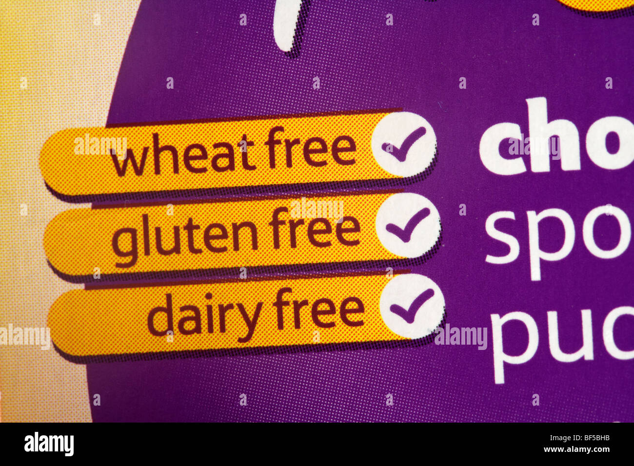 Etichetta alimentare nel Regno Unito mostra il frumento free senza glutine e senza latte e derivati Foto Stock