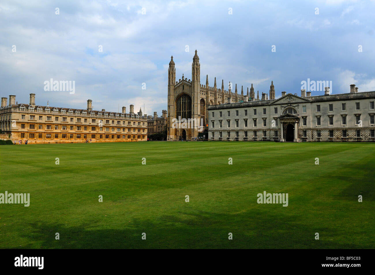 King's College e King's Chapel visto dal cortile, King's Parade, Cambridge, Cambridgeshire, England, Regno Unito, UE Foto Stock