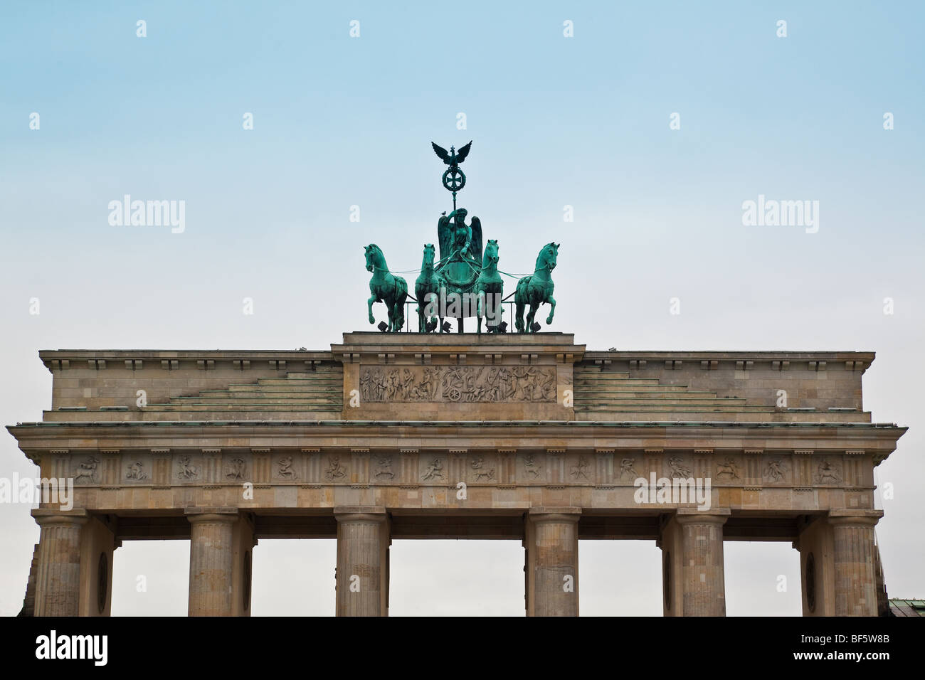 La Porta di Brandeburgo a Berlino Foto Stock
