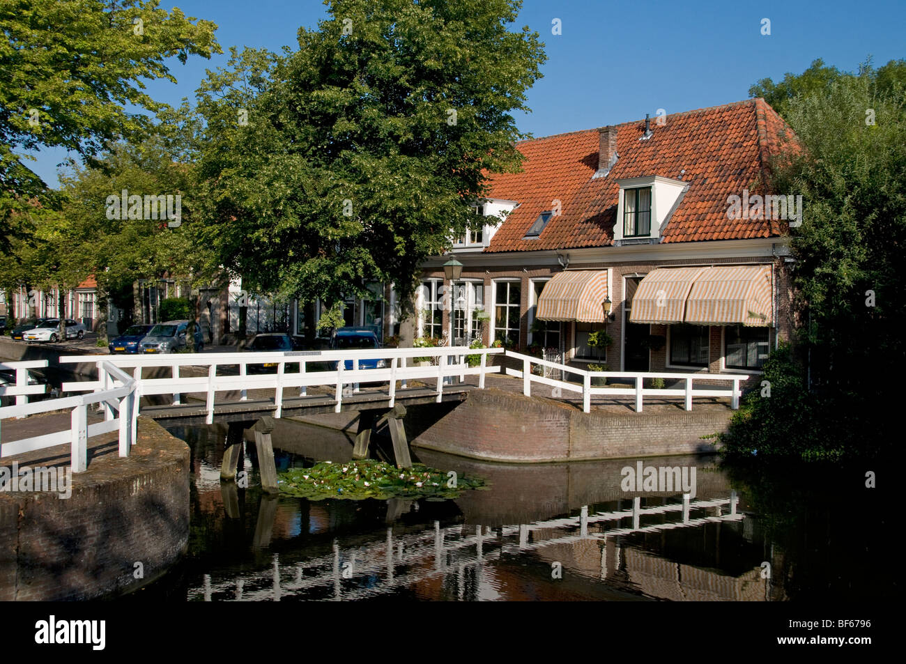 Hoorn paesi Bassi Olanda Città vecchia storica canal Foto Stock