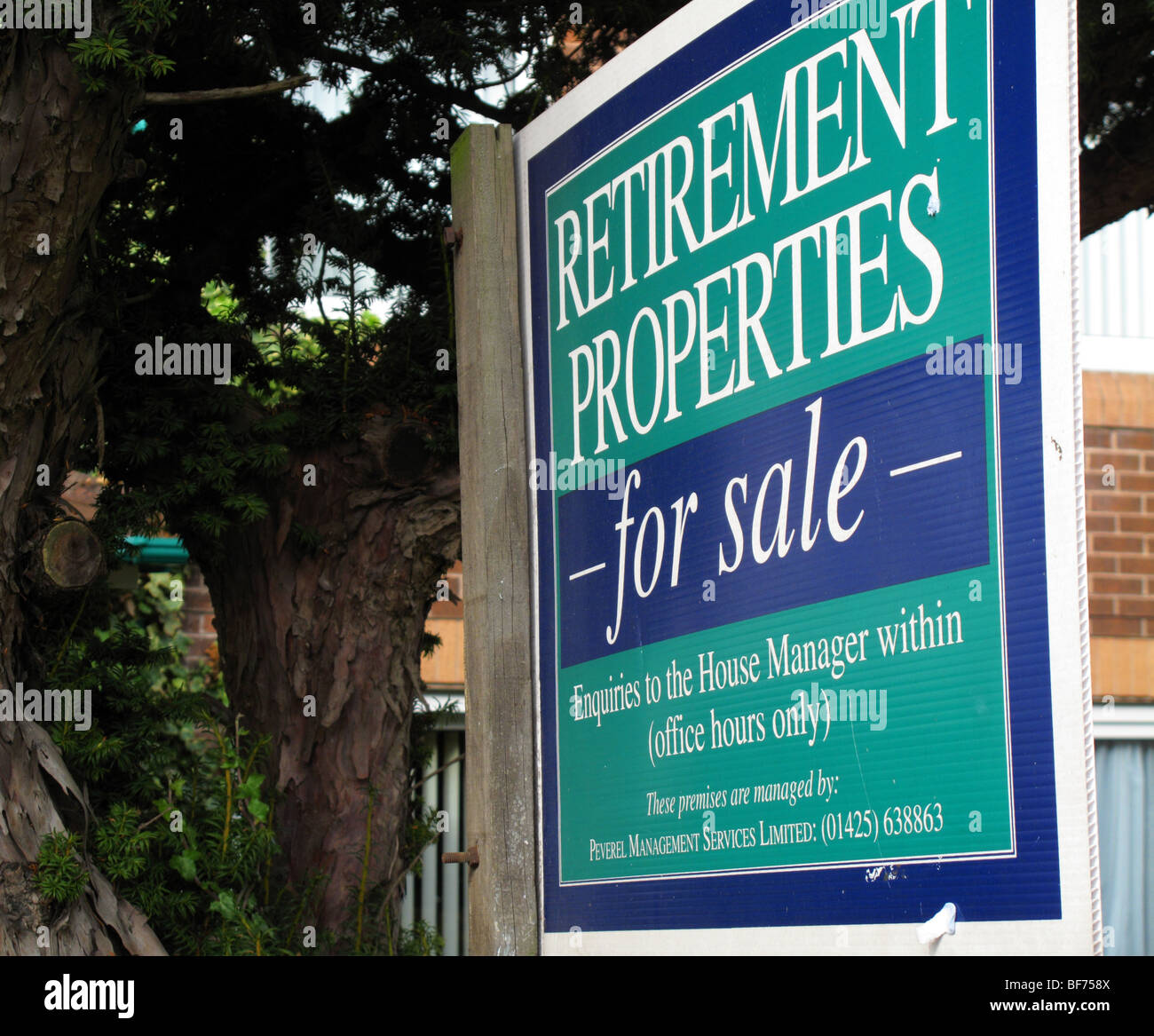 Pensione di proprietà in vendita in una città del Regno Unito. Foto Stock