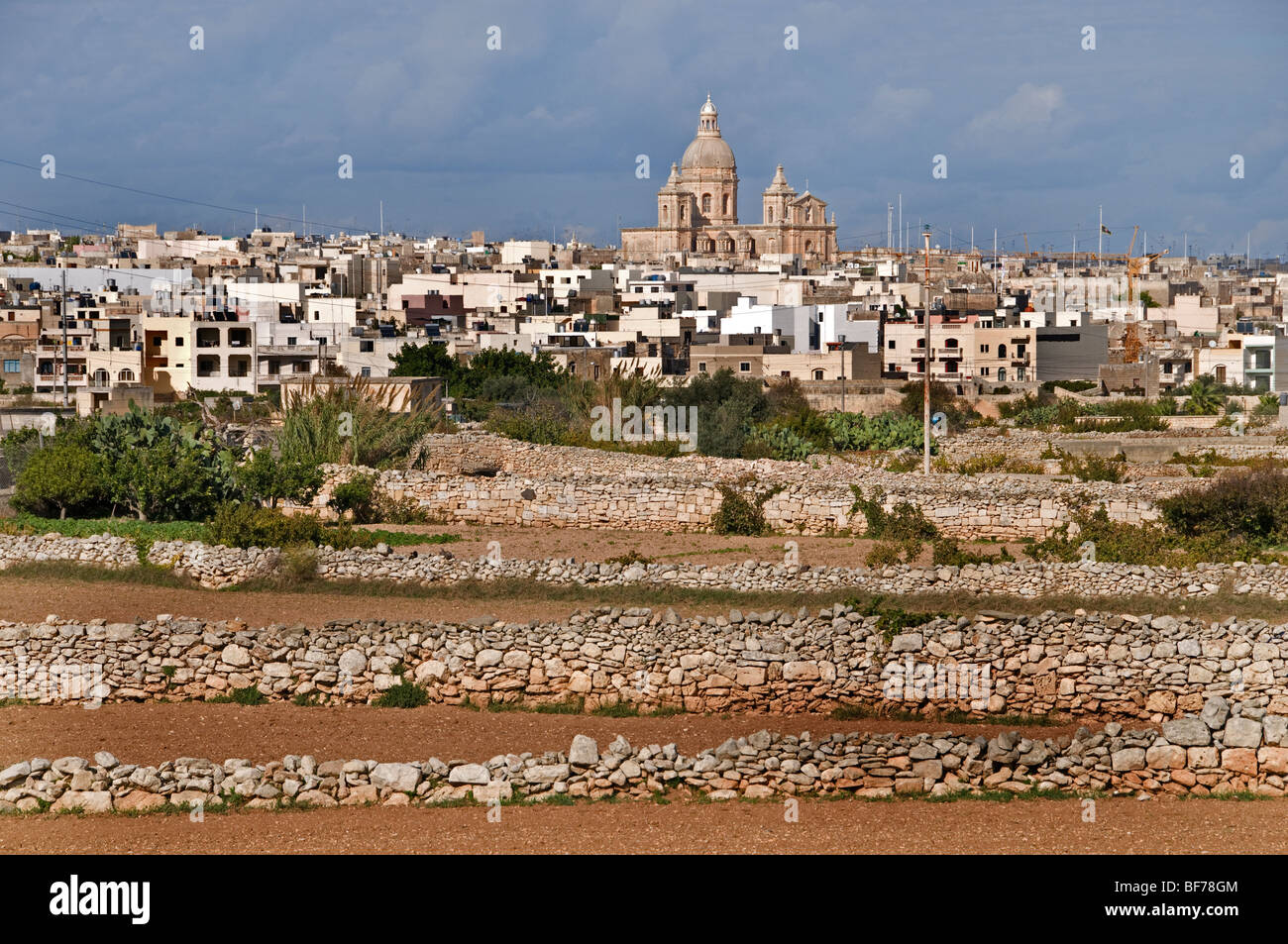 Siggiewi Malta Chiesa Maltese town Foto Stock