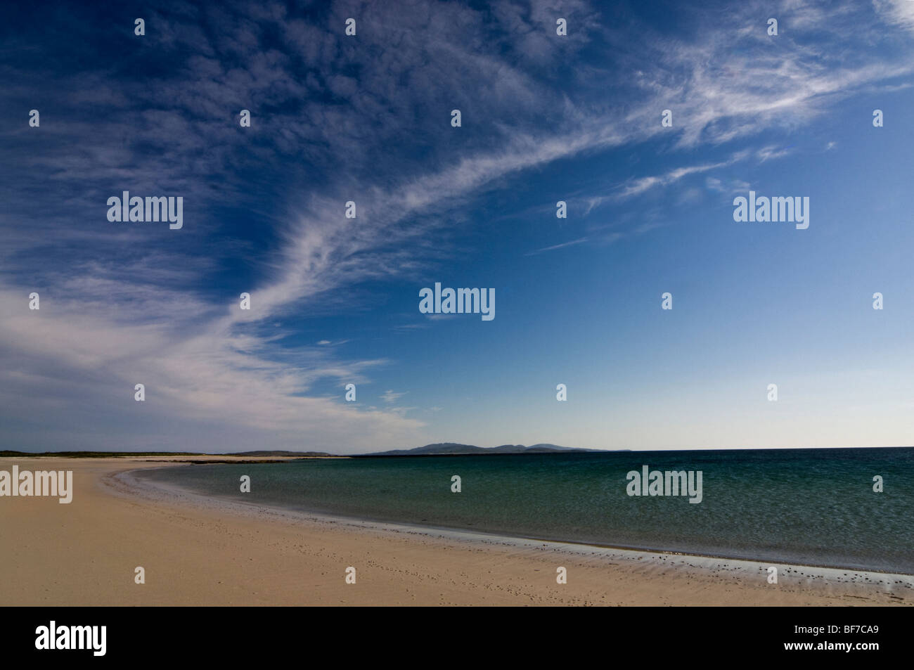 Sera spiaggia vista a Pollachar, Sud Uist guardando verso sud, Scotland, Regno Unito Foto Stock