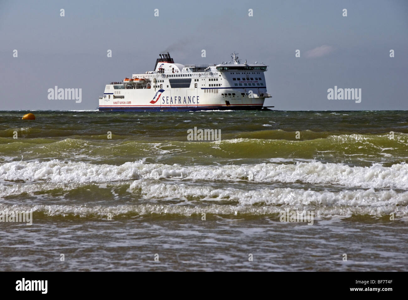 Traghetto Seafrance Seafrance Berlioz arriva a Calais in Francia Foto Stock