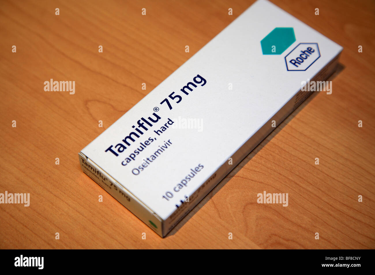 Tamiflu oseltamivir un farmaco antivirale usato per il trattamento di influenza A e influenza B compresi influenza suina e influenza aviaria Foto Stock