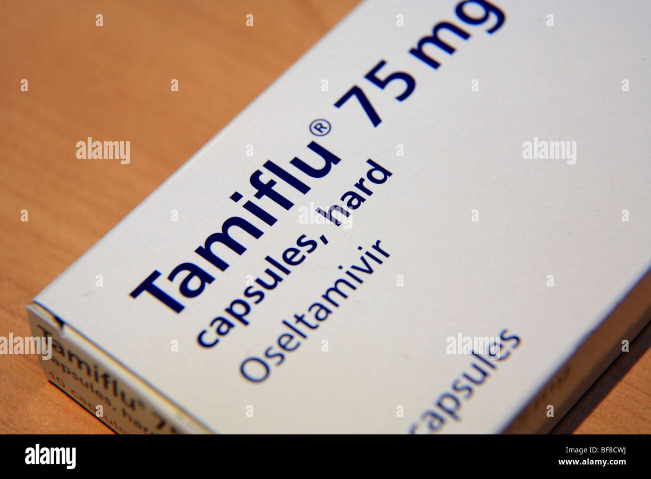Tamiflu oseltamivir un farmaco antivirale usato per il trattamento di influenza A e influenza B compresi influenza suina e influenza aviaria Foto Stock