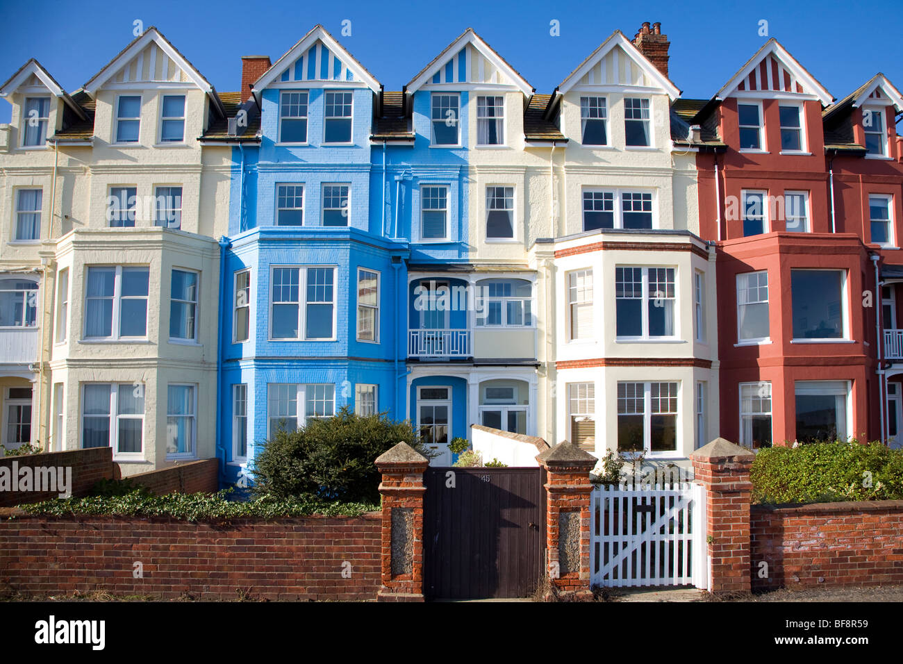 Gli edifici sul lungomare Aldeburgh Suffolk in Inghilterra Foto Stock