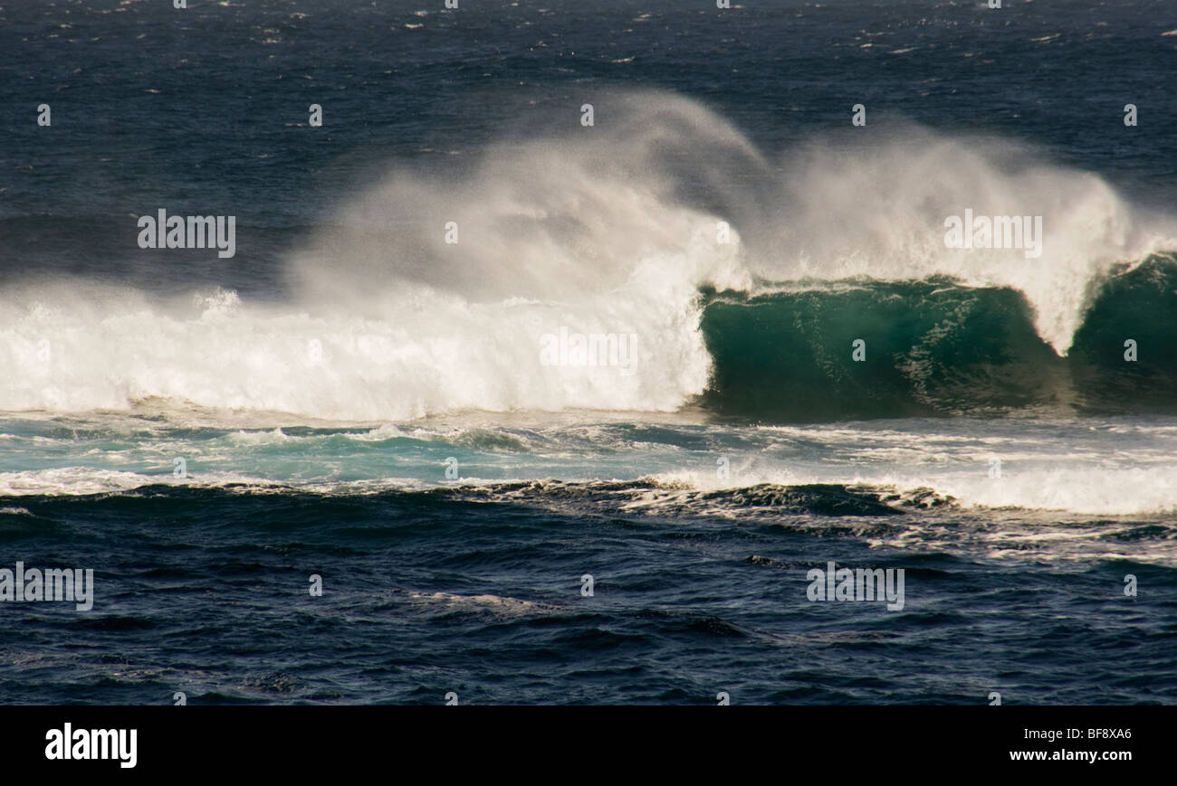 Onde che si infrangono 1 Foto Stock