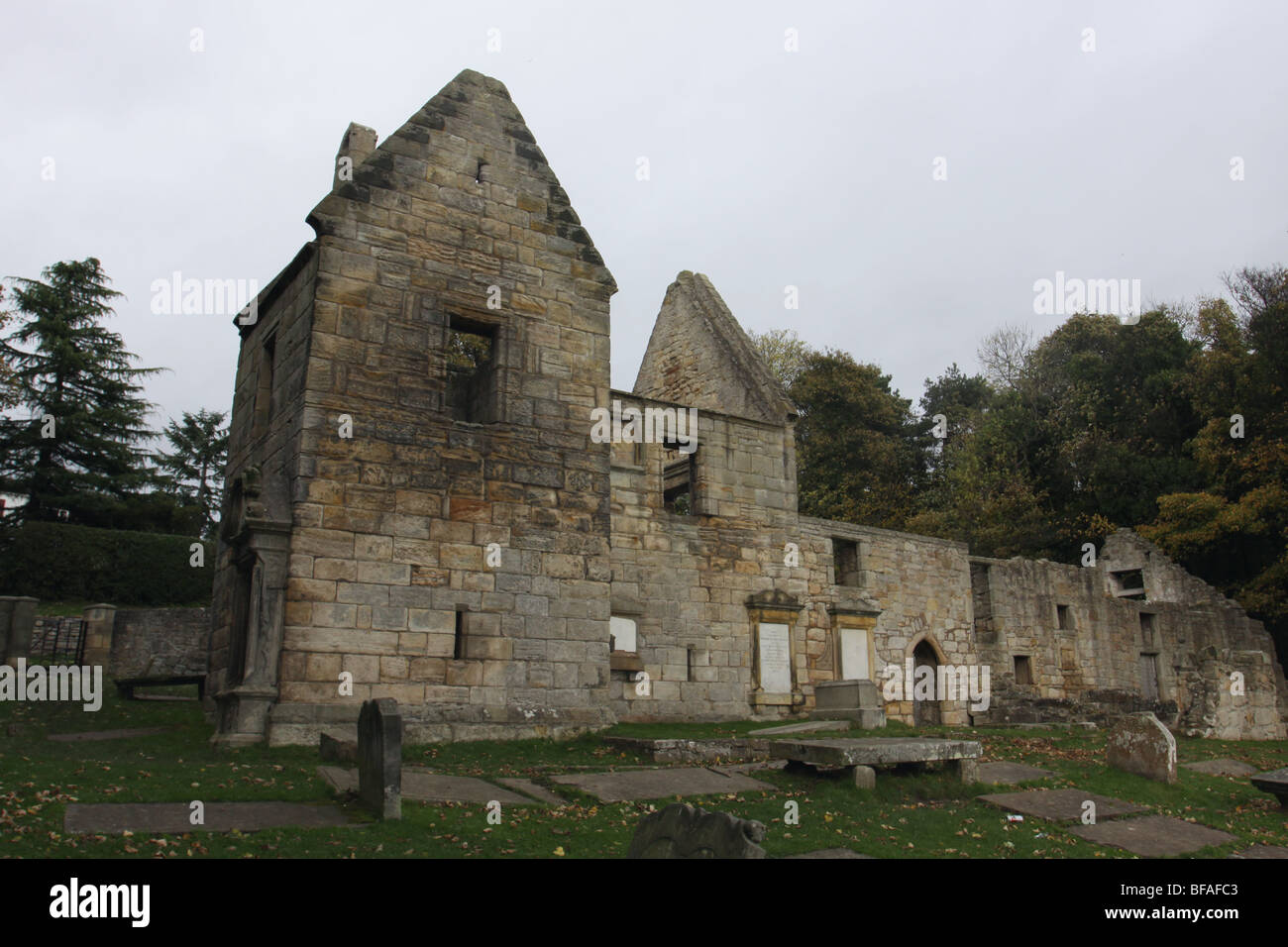 Rovine di Santa Brigida la chiesa Dalgety Bay, Fife Scozia Ottobre 2009 Foto Stock