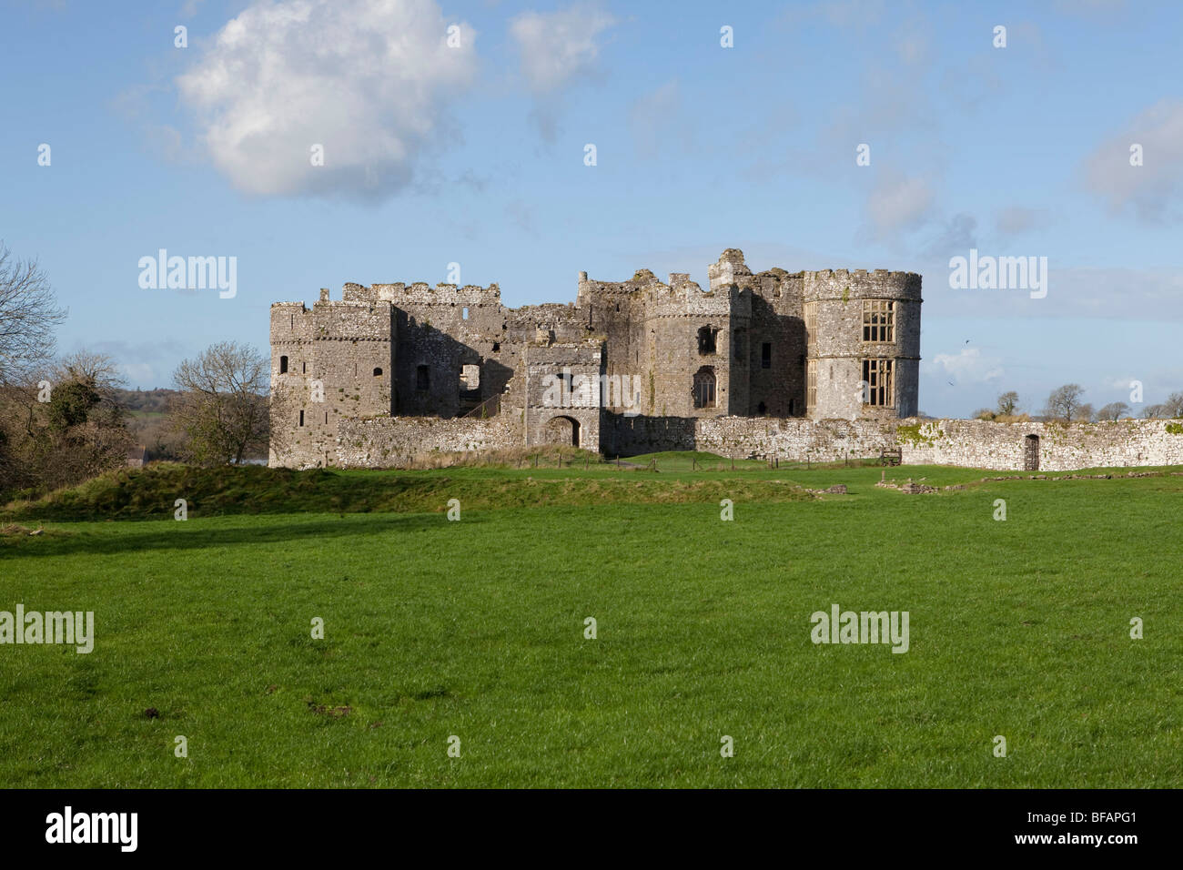 Carew Castle, Pembrokeshire, Galles Foto Stock