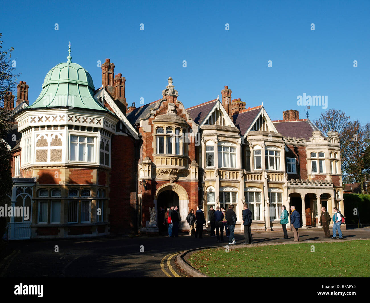 Il Mansion, Bletchley Park, Bletchley. Home della seconda guerra mondiale che codebreakers incrinato Enigma e altri codici. Foto Stock
