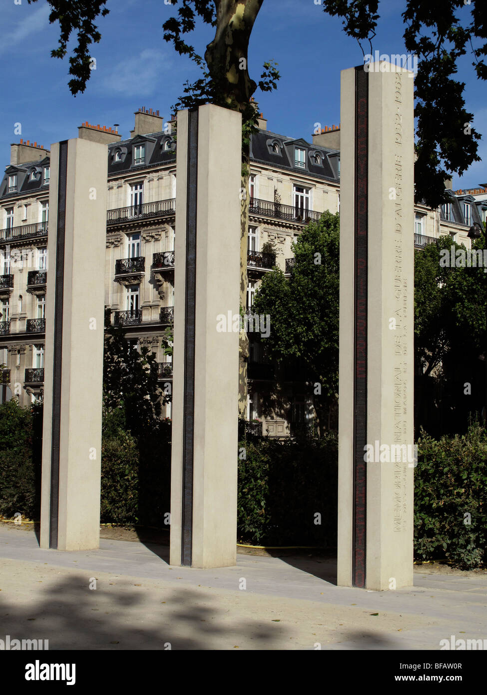 Monumento nazionale del conflitto algerino 1952-1962, Quay Branly,Parigi,Francia ( Gerard Collin-Thiebaut architetto ) Foto Stock