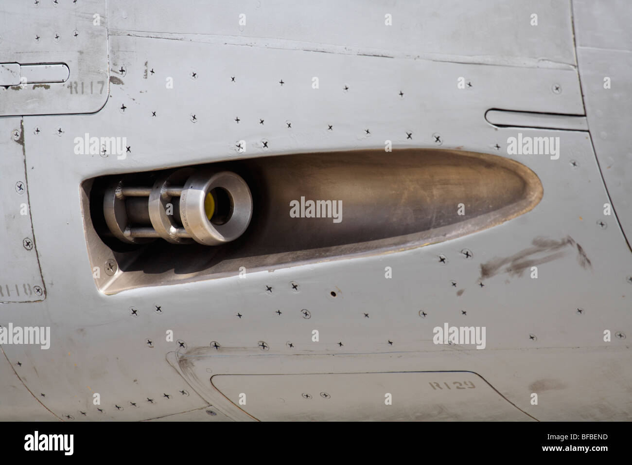 Mauser BK-27 pistola da 27 mm muso al naso di un aereo militare tedesco Panavia Tornado Air Force Foto Stock