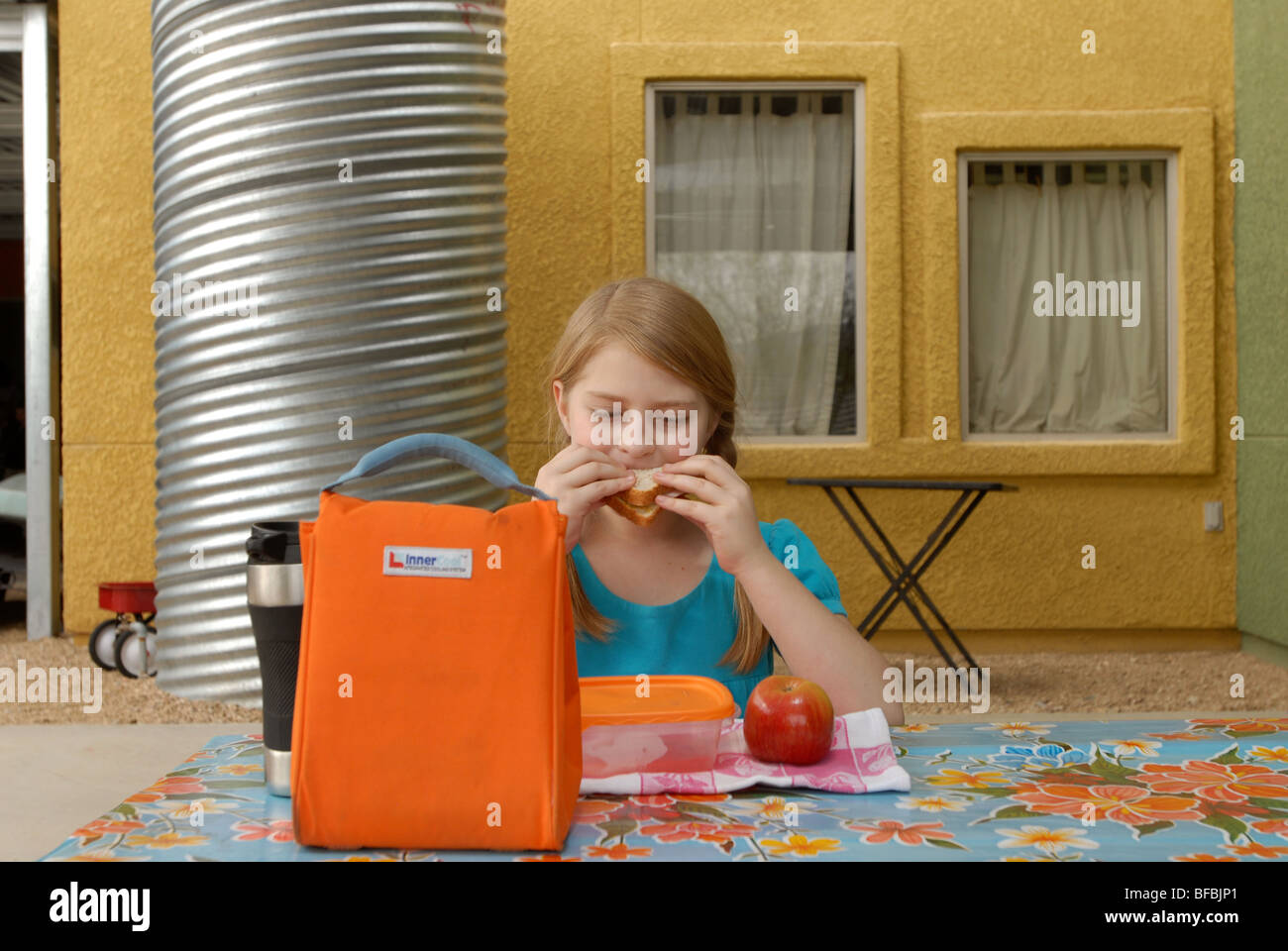 Civano comunità Scuola di Tucson, Arizona, USA, ha vinto il primo premio in un concorso nazionale come la scuola più verde in America. Foto Stock