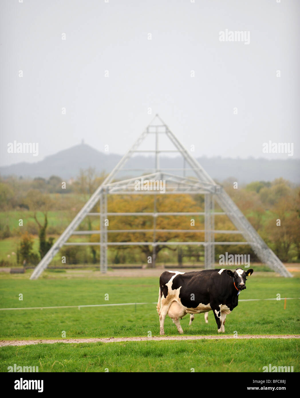 La fase della piramide a Glastonbury in inverno Foto Stock