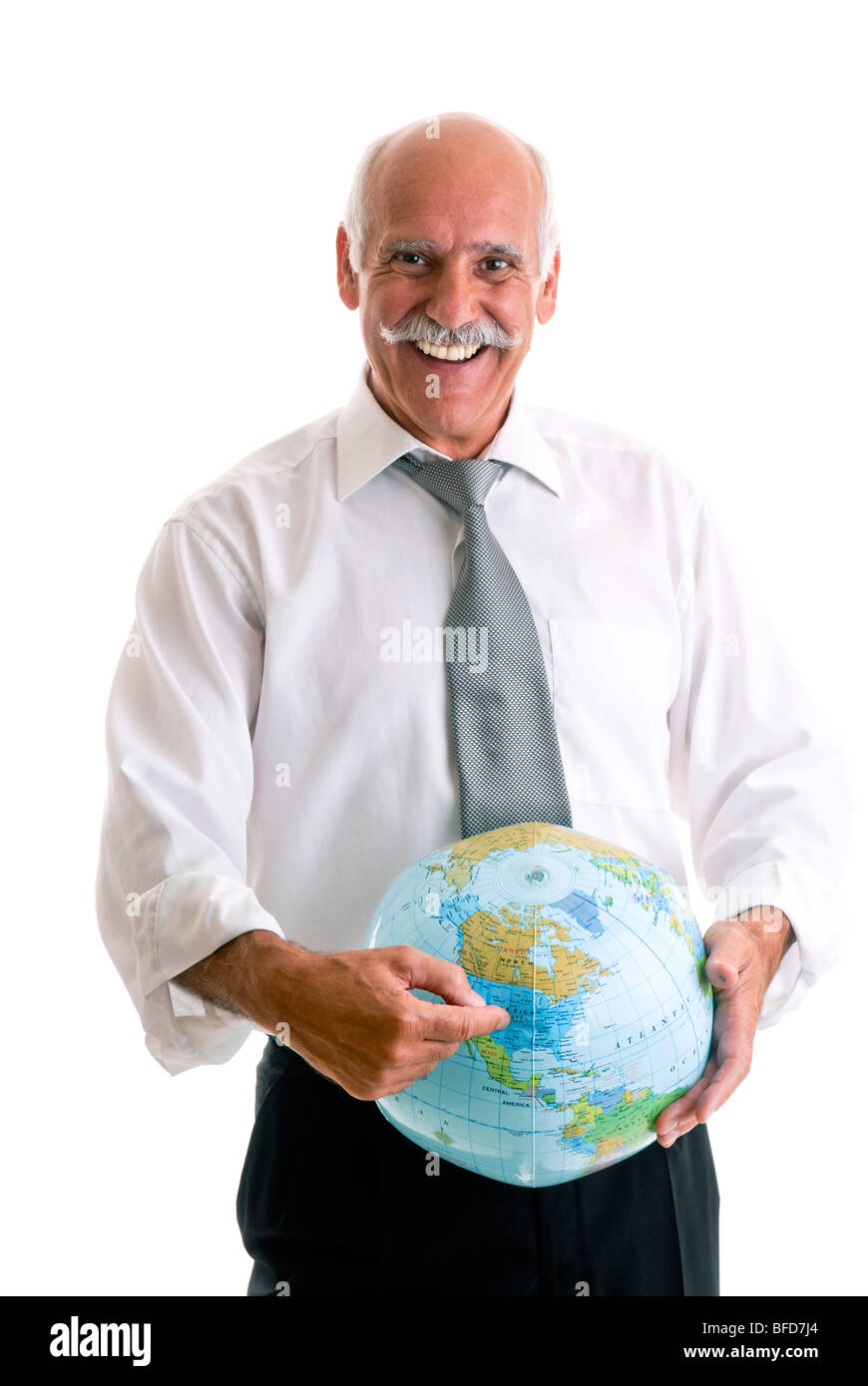 Uomo anziano giocando con il globo Foto Stock