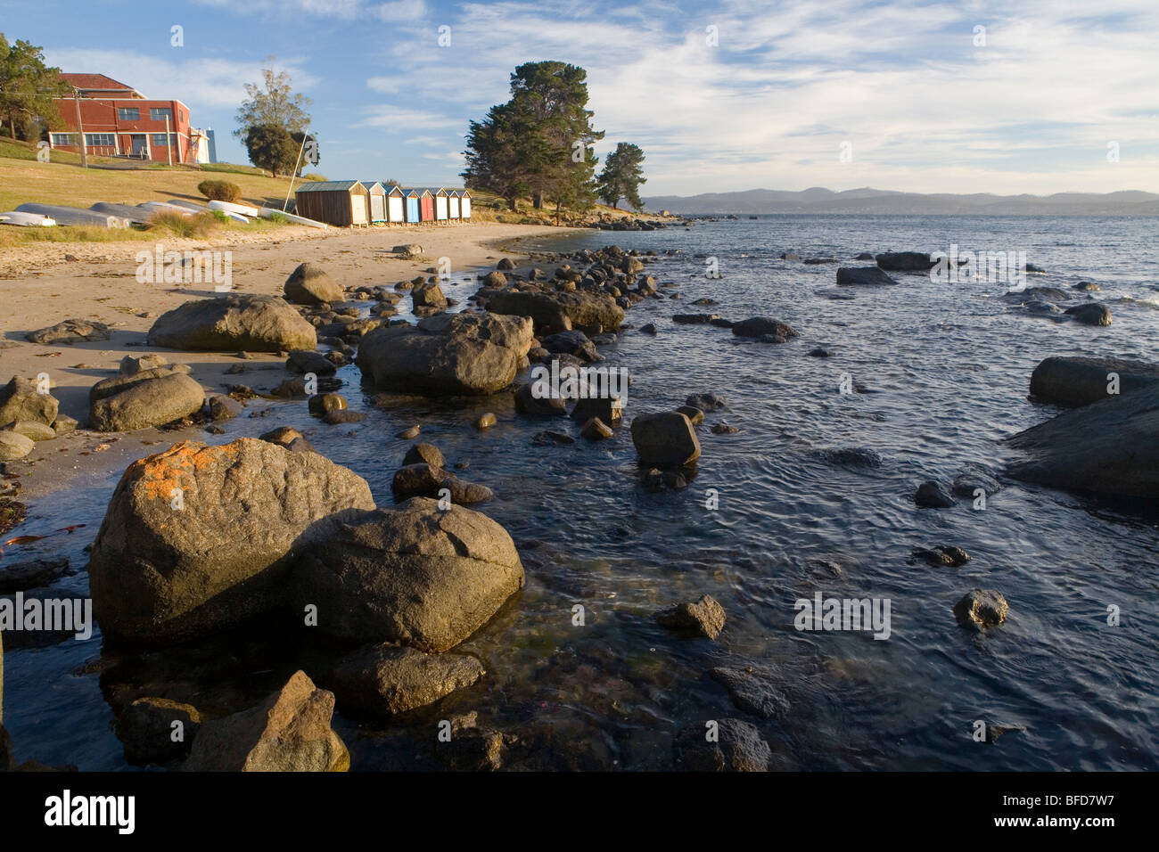 Taroona Beach e il fiume Derwent Foto Stock