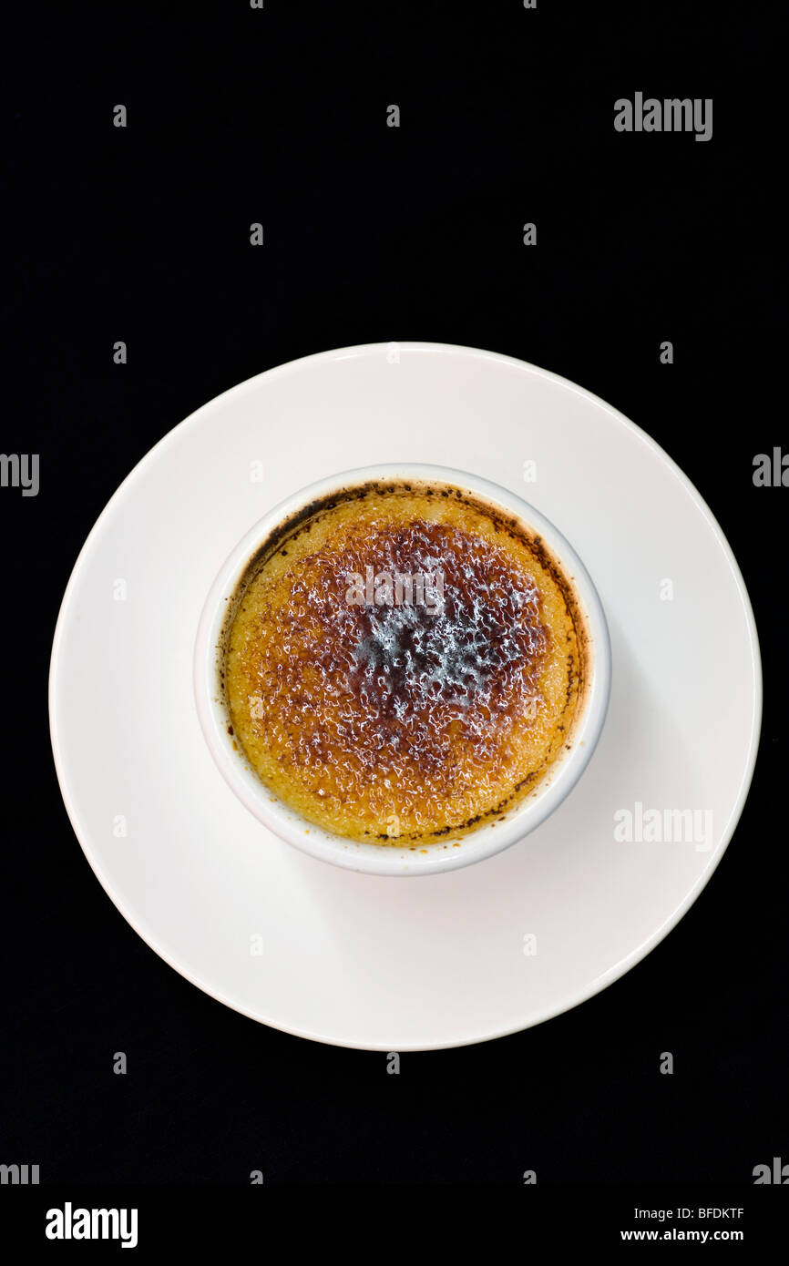 Creme brulee Dessert - Hemingways Resort - Watamu, Kenya Foto Stock