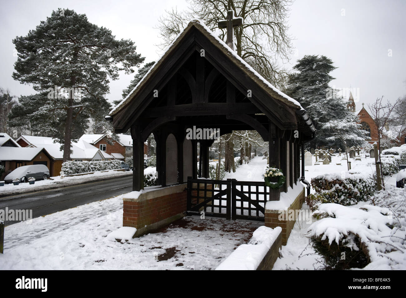 Chiesa Parrocchiale di San Giovanni Battista di Crowthorne Berkshire Foto Stock