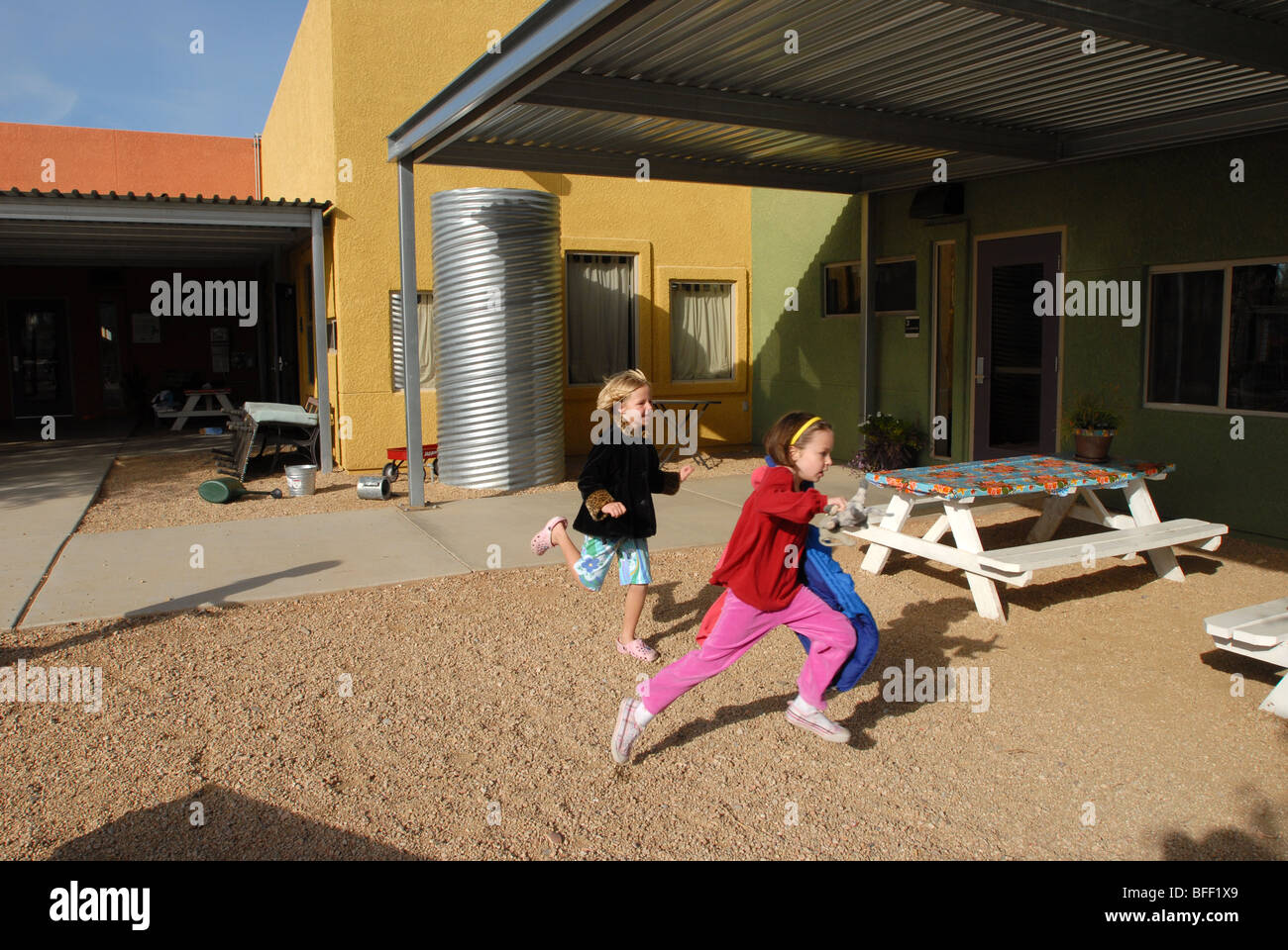 Civano comunità Scuola di Tucson, Arizona, USA, ha vinto il primo premio in un concorso nazionale come la scuola più verde in America. Foto Stock