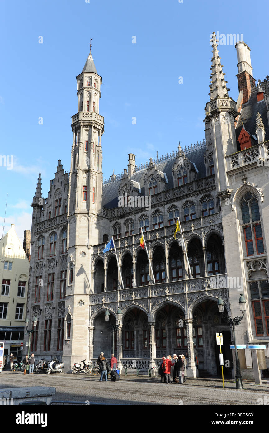 Architettura gotica nel Markt a Bruges in Belgio in Europa Foto Stock