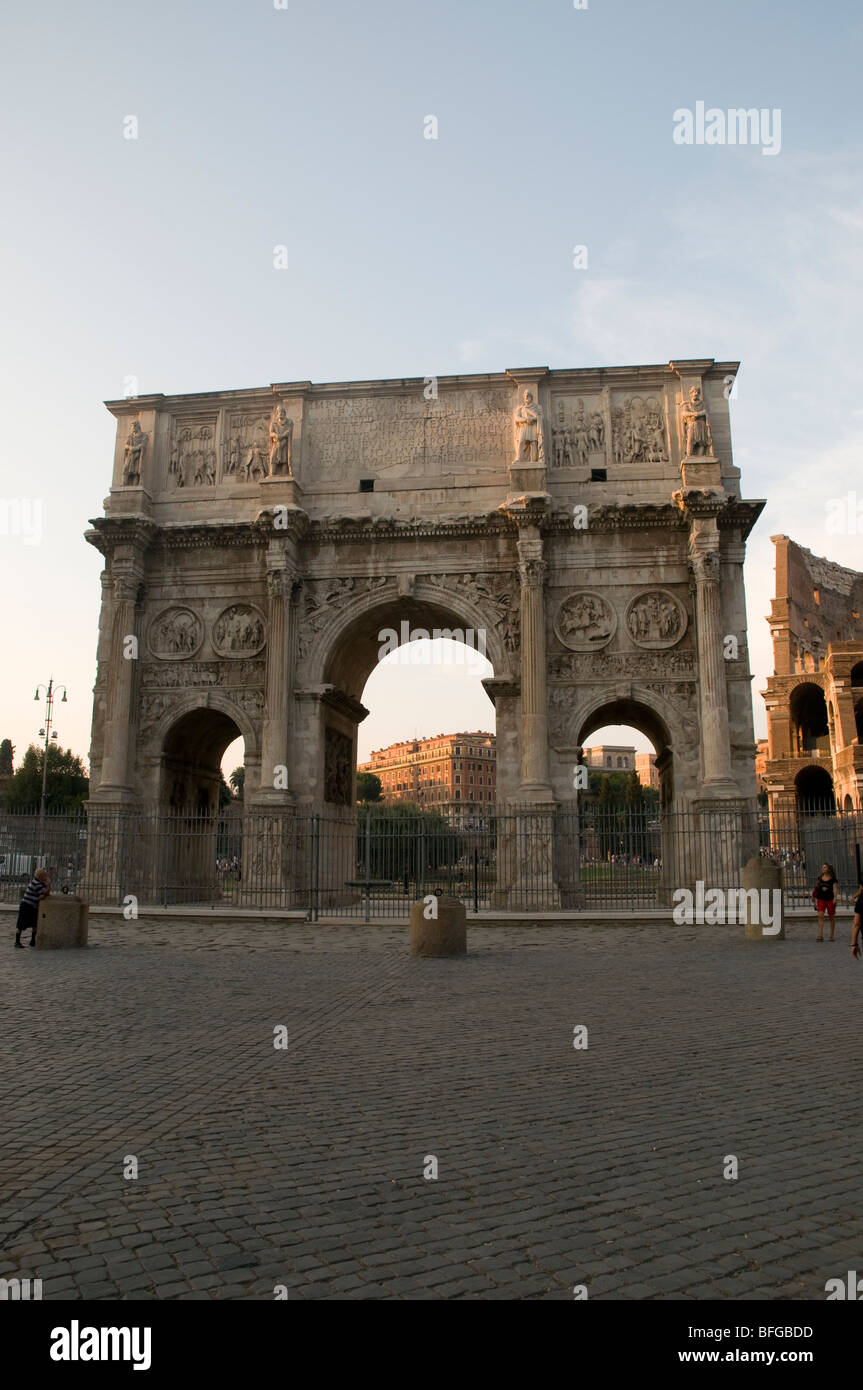 Arco di Costantino a Roma Foto Stock