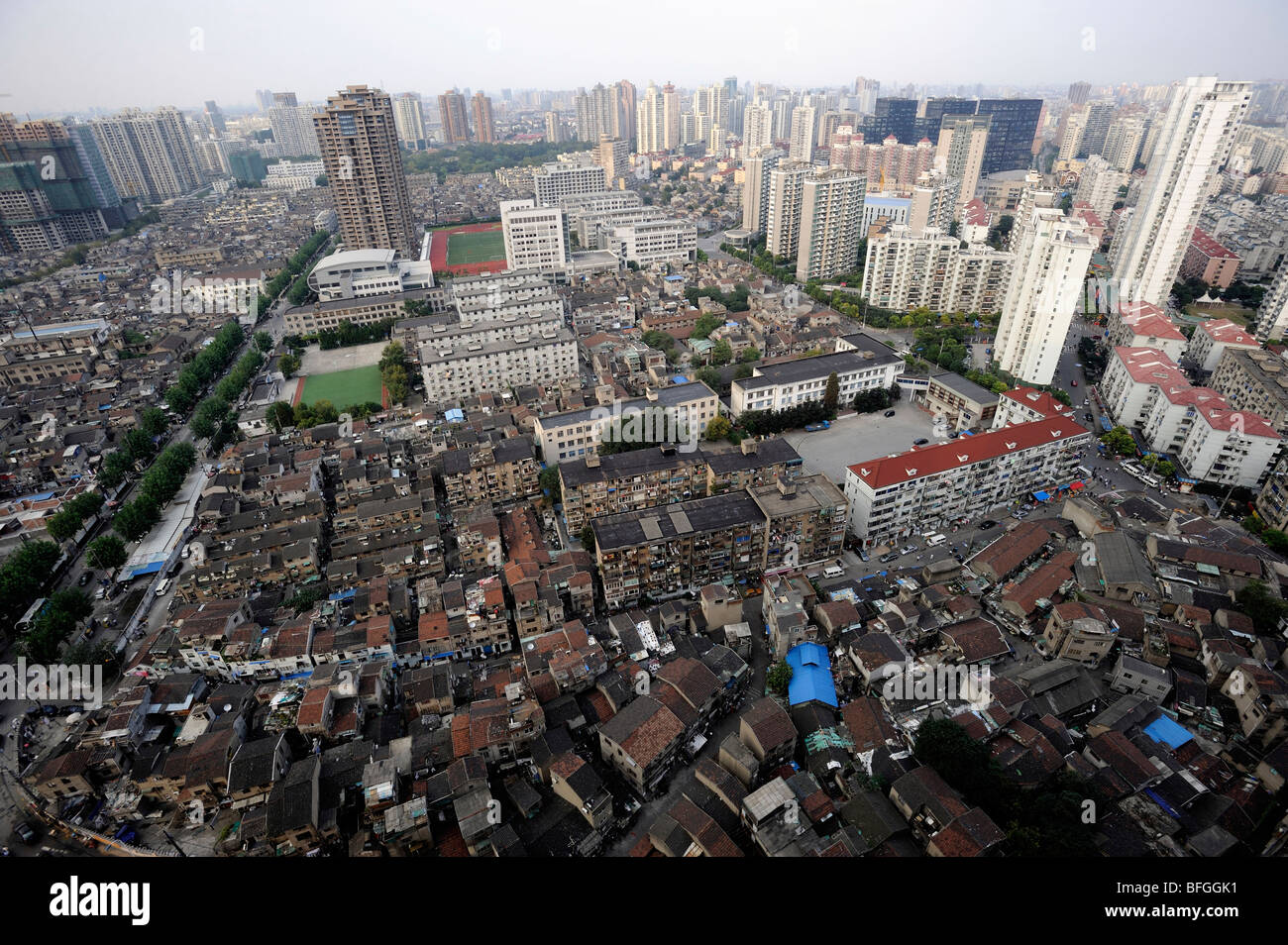 Vecchie case nel quartiere di Hong kou, Shanghai, Cina. 08-ott-2009 Foto Stock