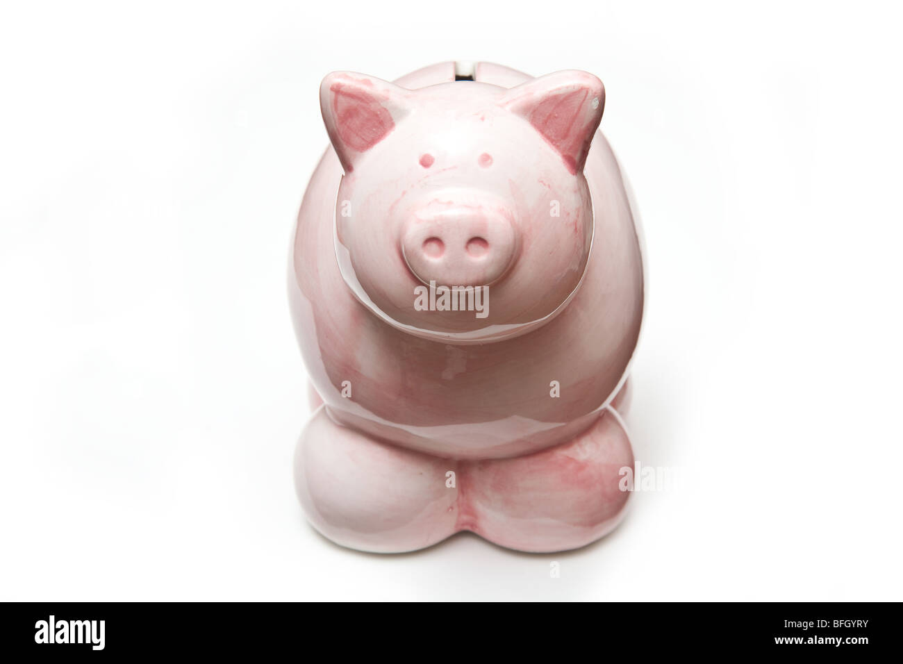 Rosa salvadanaio stile casella di denaro isolato su un bianco di sfondo per studio. Foto Stock