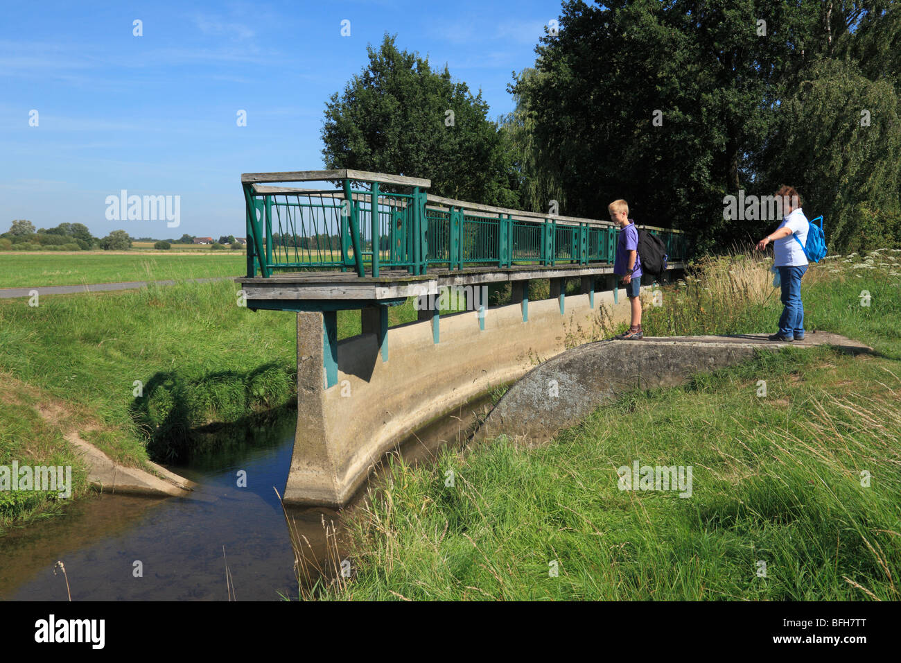 D-Melle, Hase, Hase valley, Else Hunte, riserva naturale a nord della Foresta Teutoburg Wiehengebirge, Osning, Osnabrueck paese, Bassa Sassonia, D-Melle-Gesmold, biforcazione Gesmold, il punto di separazione tra i fiumi Else e Hase, Else fluisce nel Foto Stock