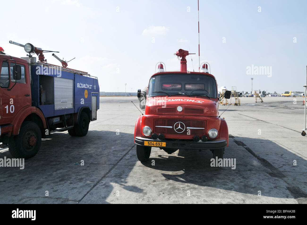 Israele, Ben-Gurion Aeroporto internazionale motori Fire in stand-by Foto Stock